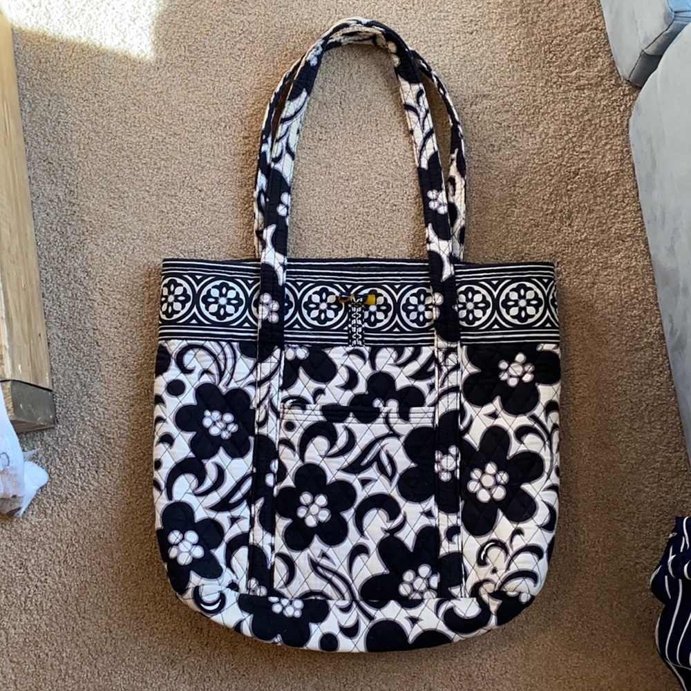 Vera Tote